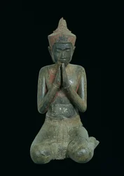 Figure agenouillée en prière, Angkor